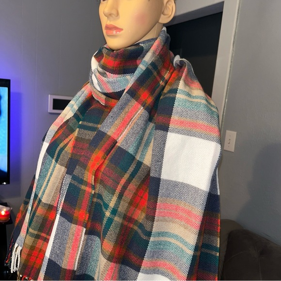 J.Crew NWOT! Classic Plaid Scarf White/Multi Juniper - Picture 6 of 14